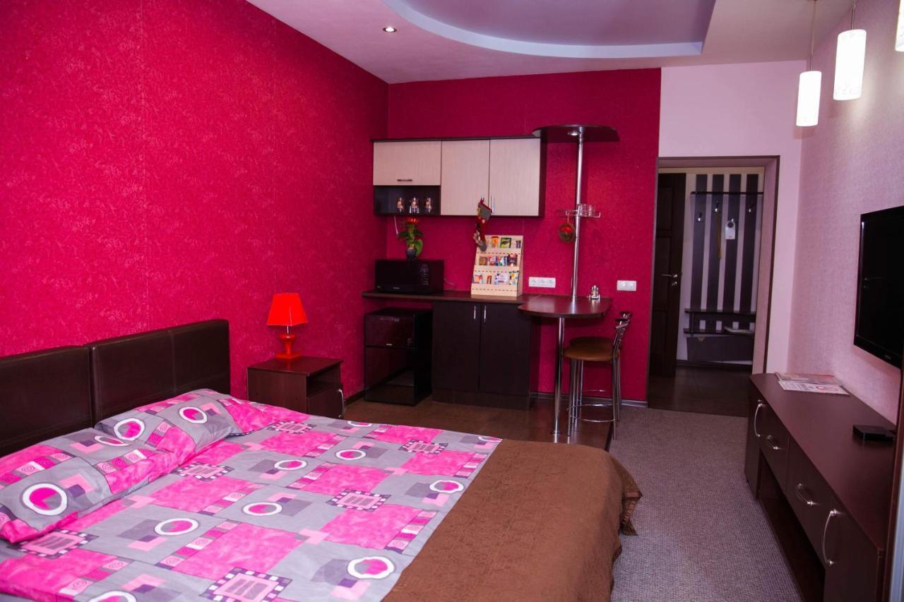 Siesta Hotel Kharkiv Eksteriør billede