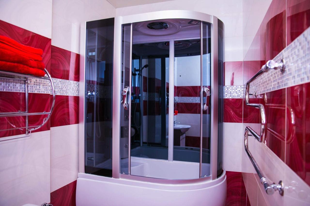 Siesta Hotel Kharkiv Eksteriør billede