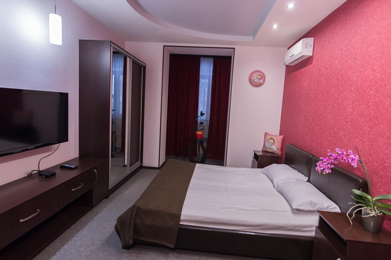 Siesta Hotel Kharkiv Eksteriør billede
