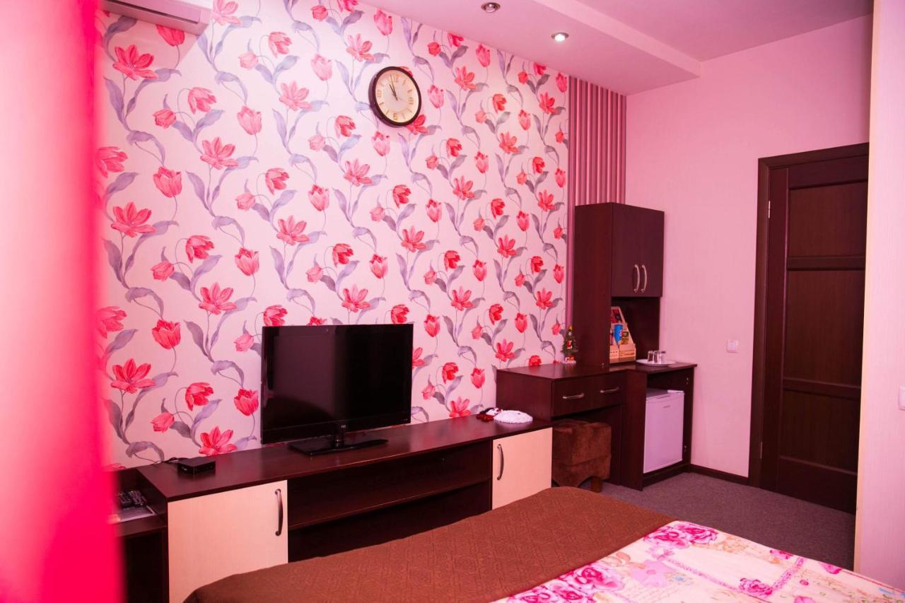 Siesta Hotel Kharkiv Eksteriør billede