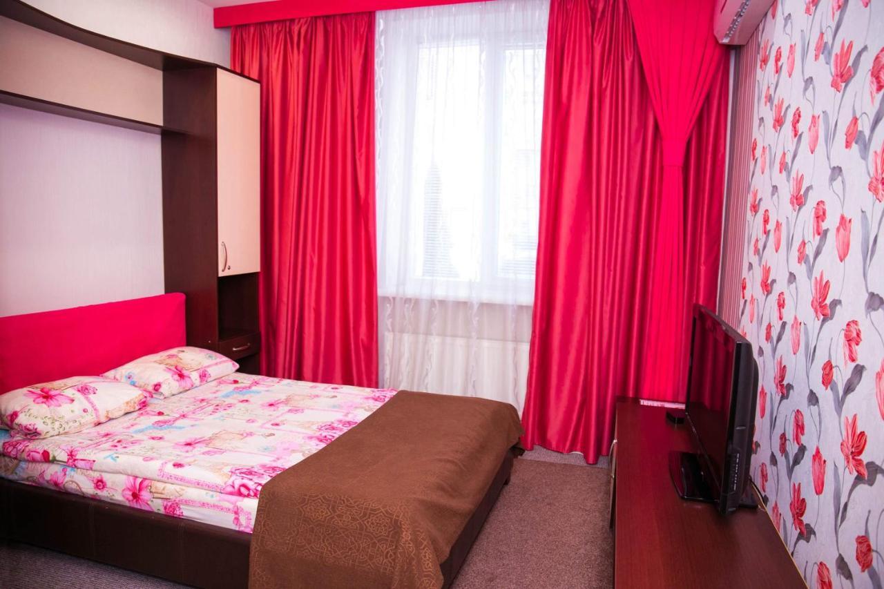 Siesta Hotel Kharkiv Eksteriør billede